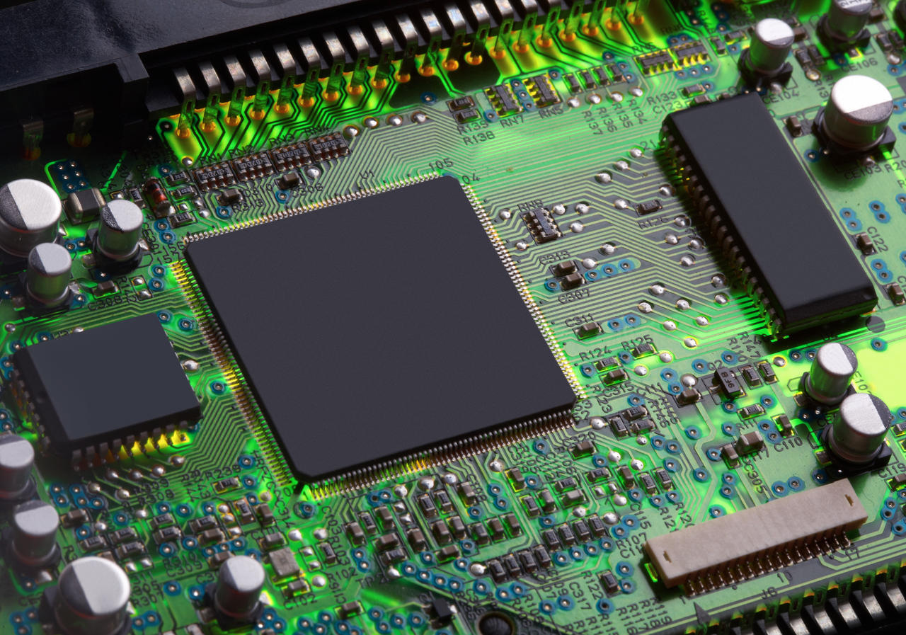 回收博通以太網(wǎng)IC，安森美IGBT模塊，賽靈思FPGA芯片，Microchip傳感器