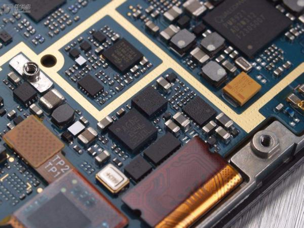 上門回收（Renesas）芯片：藍牙模塊、WiFi模組、多協(xié)議模塊、RF放大器