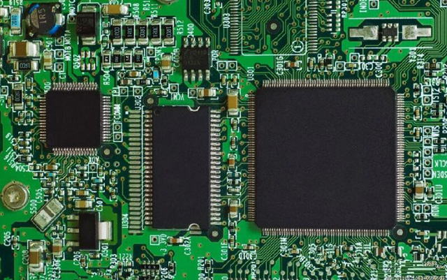 收購 [NXP] 芯片： 物聯(lián)網(wǎng)芯片、處理器 IC、汽車 MCU、砷化鎵 MMIC 放大器、觸摸傳感器
