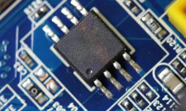 供應(yīng) [XILINX] 現(xiàn)場(chǎng)可編程們陣列：供應(yīng) Spartan-7 FPGA IC、Artix-7 系列 FPGA IC、Virtex-6 FPGA IC