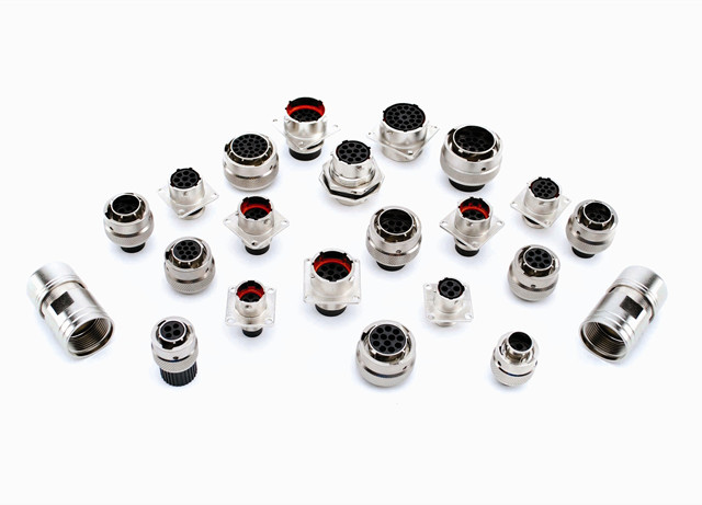 供應(yīng) Littelfuse 輕觸開關(guān)、DC車用連接器、溫度傳感器 和 碳化硅（SiC）產(chǎn)品