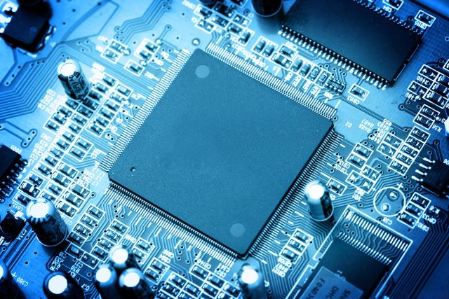 專業(yè)回收單片機芯片(MCU)，覆蓋ST、TI、NXP、Microchip、Renesas、Infineon等知名品牌